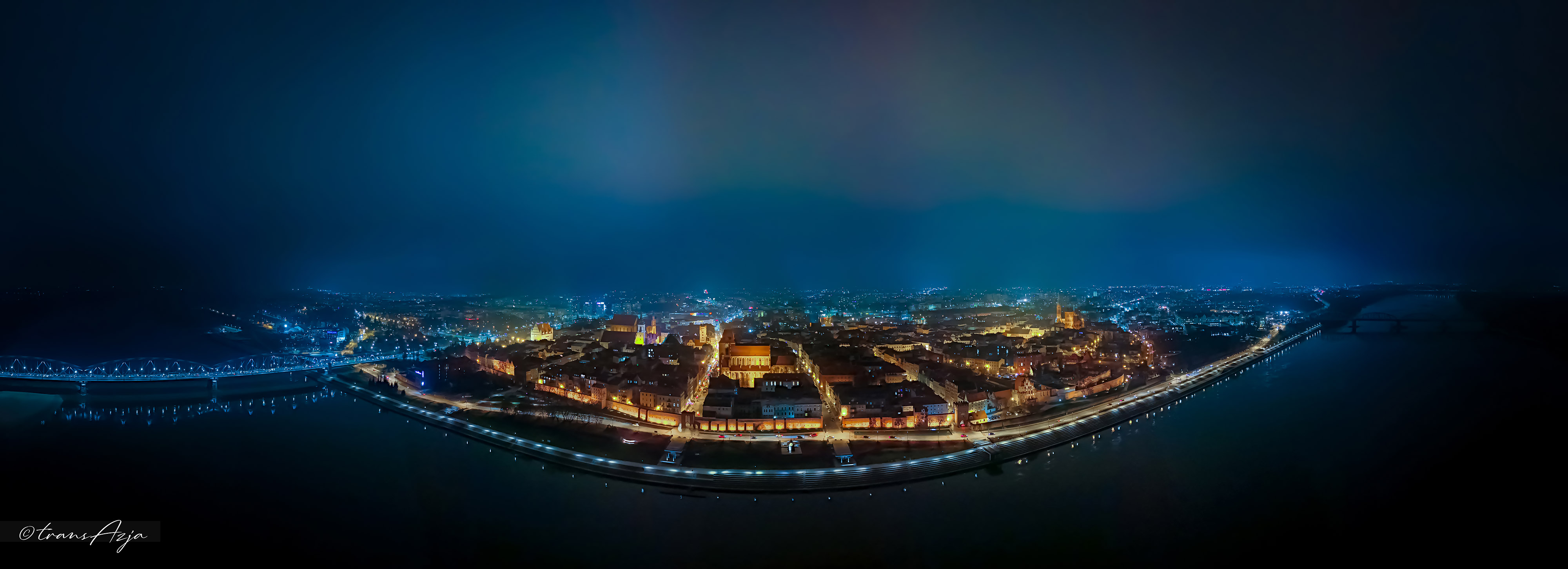 Toruń widziany znad Wisły